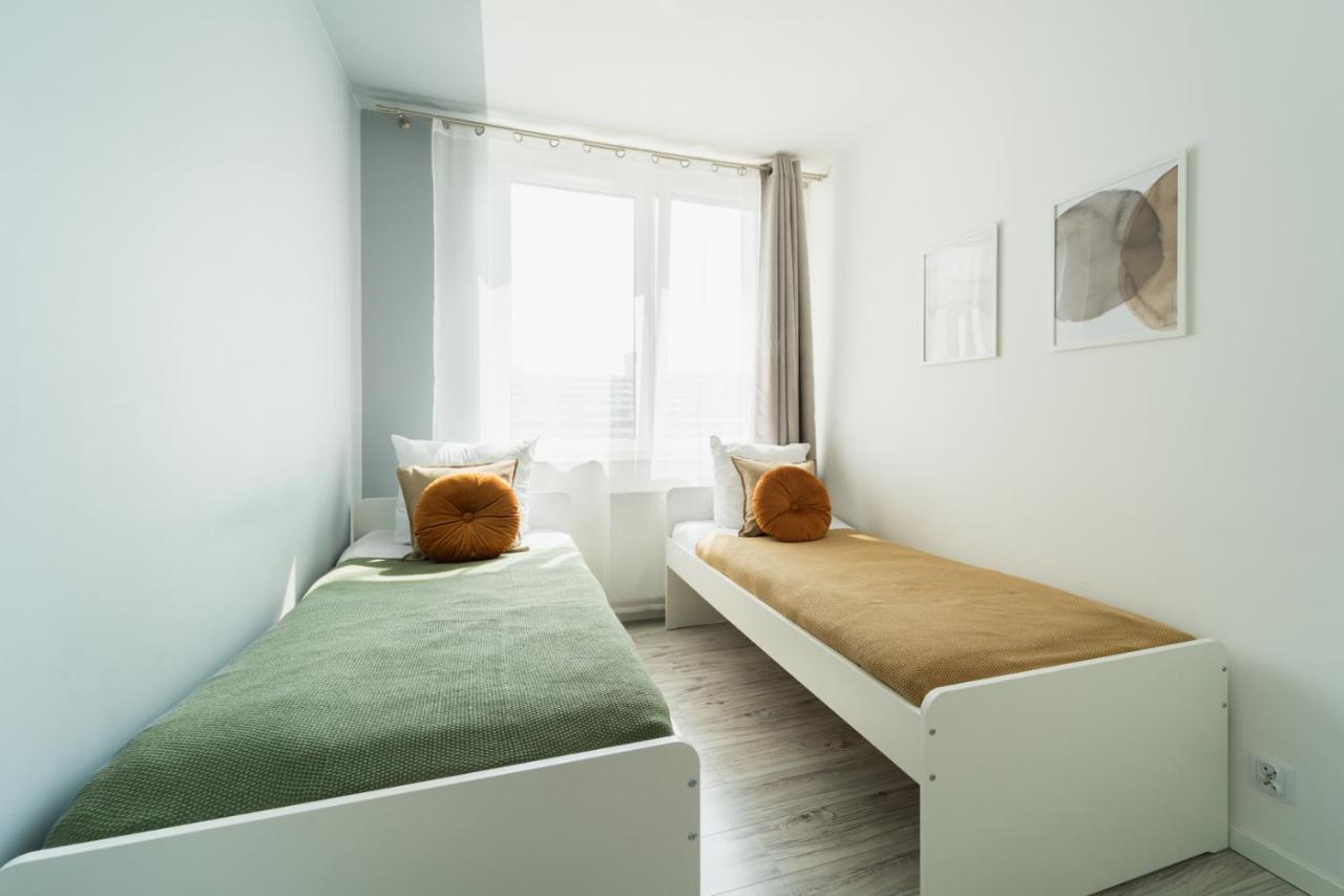 New Apart Near Sky Tower - Gwiazdzista Apartment Wroclaw Exterior photo